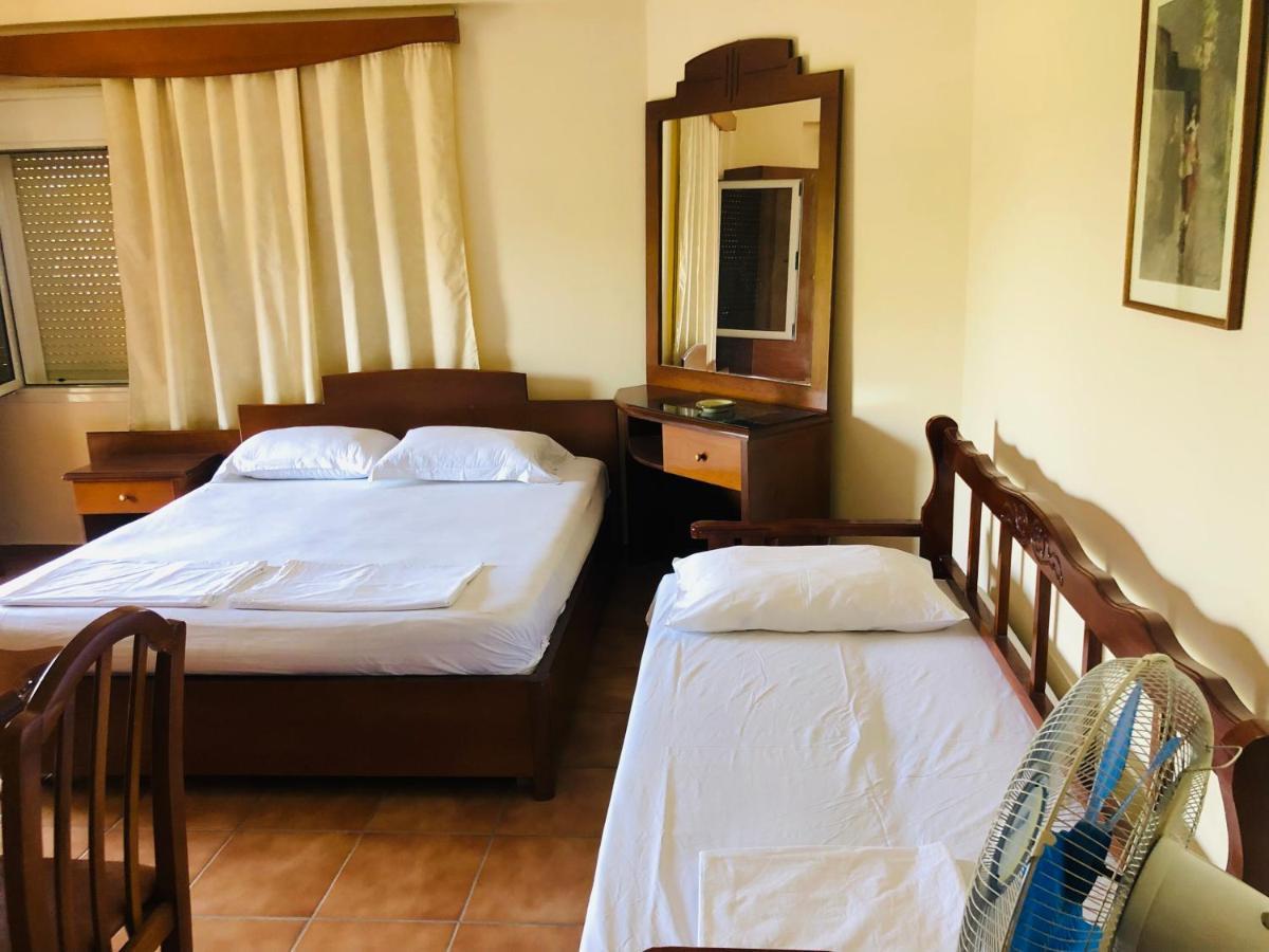Villa Lilaj Vlorë エクステリア 写真
